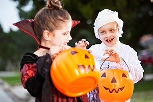 Choose a Fun, Safe Halloween Costume with your Children